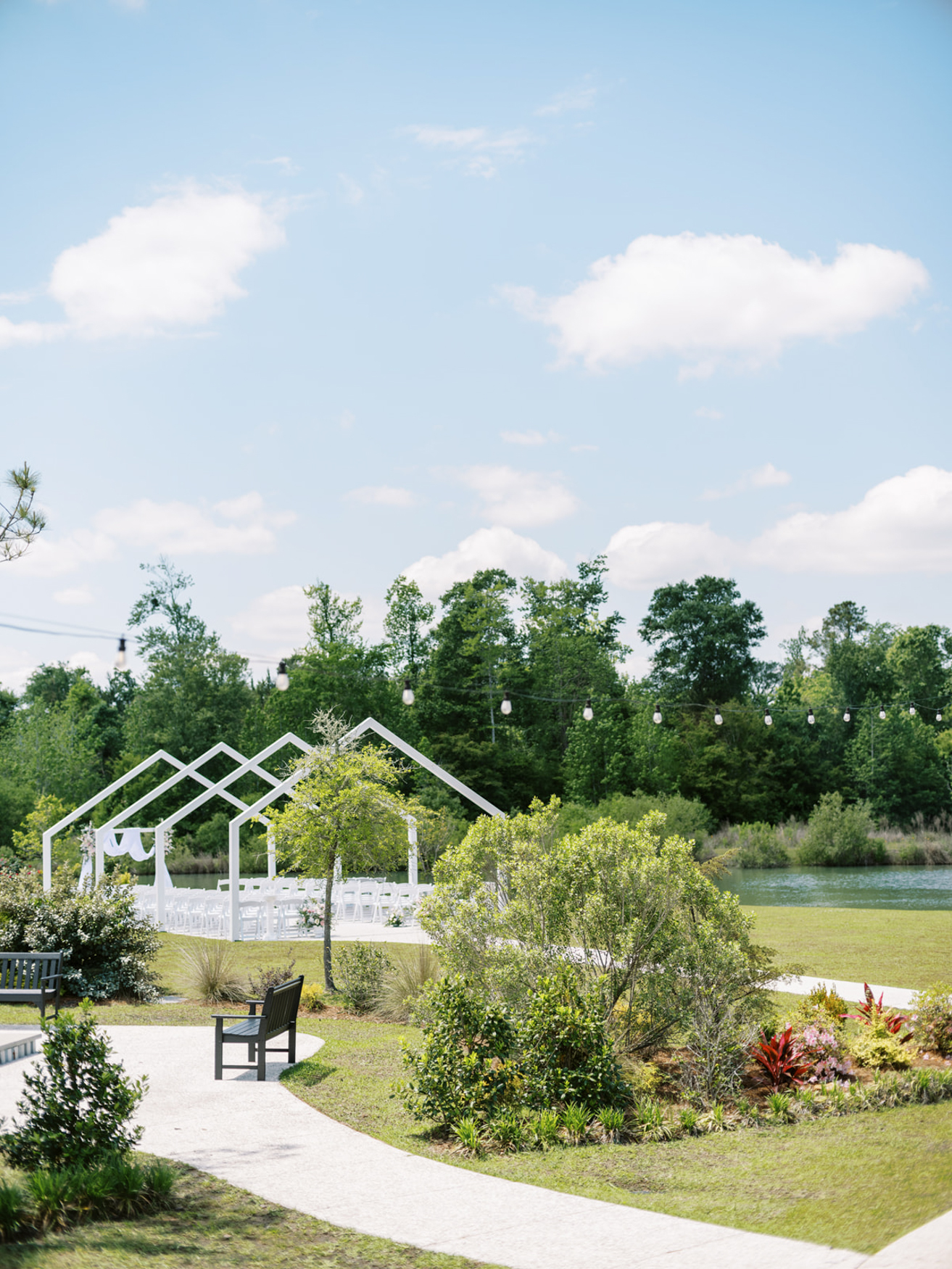 Myrtle Beach destination wedding at White Oaks Farm
